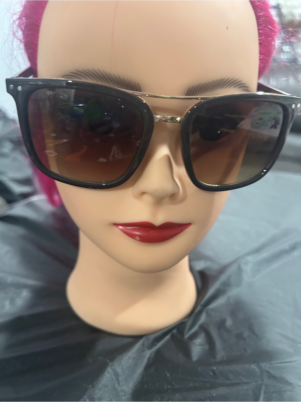 Classic Brown Frame Sunglasses with Brown Gradient Lenses